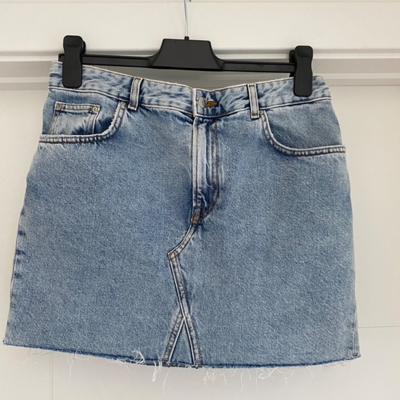 Mini Jeans Skirt - Picture 5 of 8
